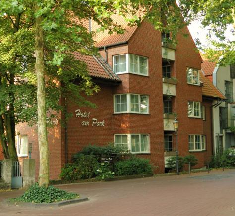 Hotel Am Park Dinslaken Eksteriør bilde