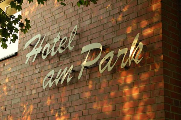 Hotel Am Park Dinslaken Eksteriør bilde
